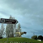 Spacious In Sunny Minutes To Лориньян