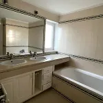 Spacious In Sunny Minutes To * Лориньян