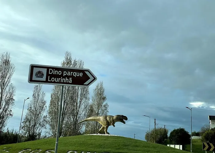 Spacious In Sunny Minutes To Lourinhã